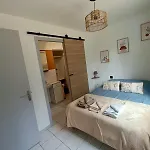 T1 Cosy Avec Jardin A 7 Min De L'aeroport, Proche De Nantes *