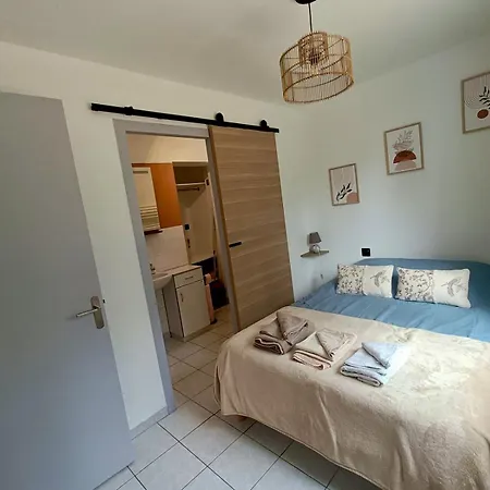 T1 Cosy Avec Jardin A 7 Min De L'aeroport, Proche De Nantes *