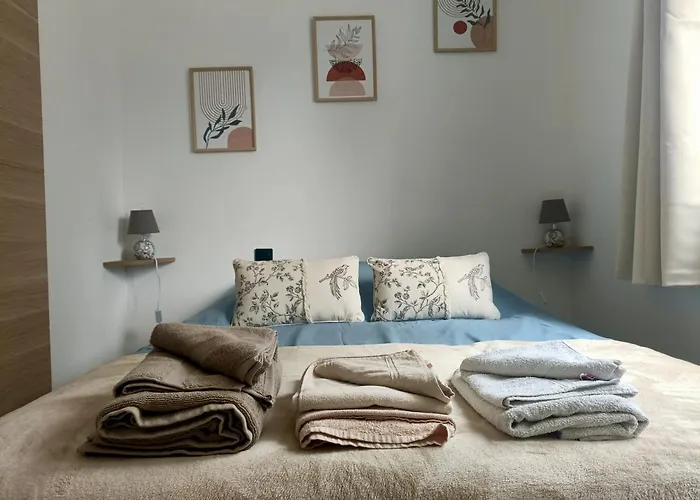 Appartement T1 Cosy Avec Jardin A 7 Min De L'aeroport, Proche De Nantes *